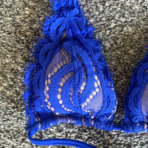 PilyQ PQ halter lace top NWT S, M and L - Picture 3 of 5